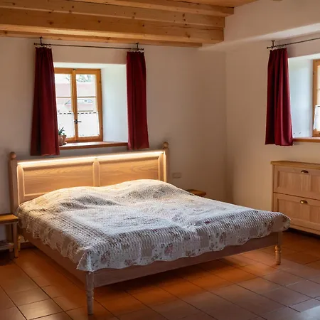 Apartment Finkenhübelblick *